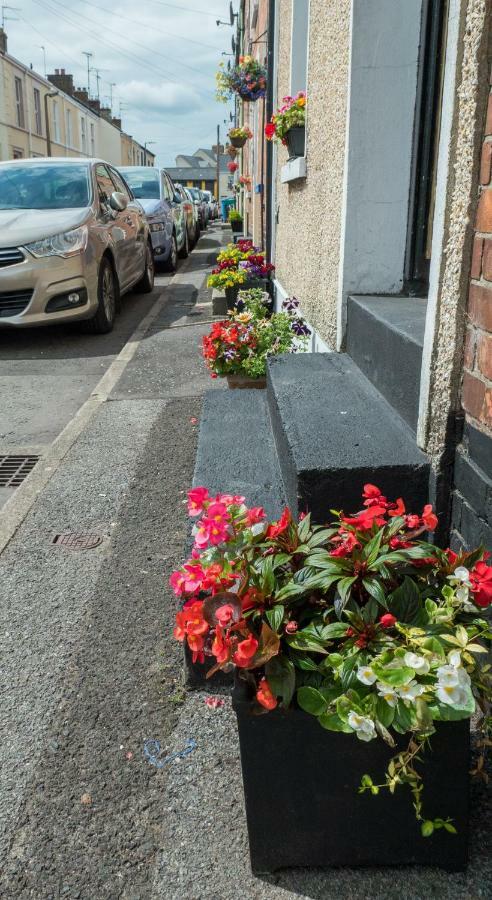 Danny'S Place Londonderry Ngoại thất bức ảnh